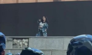 Video: Chinese girl dance but her boobs fall out 